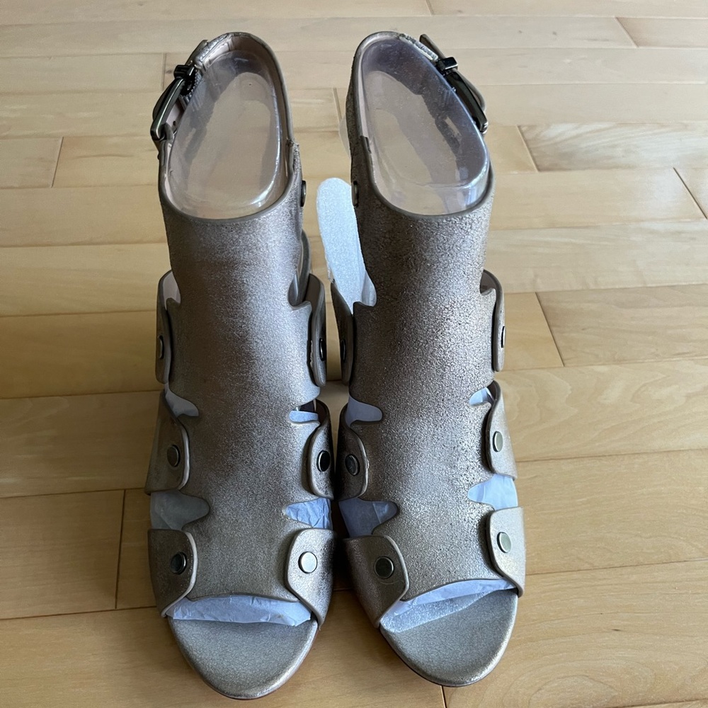 Vince Camuto Ekerd New in Box Cone Heel Sandals